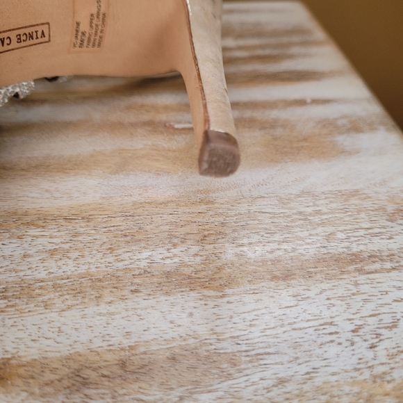 Vince Camuto "Special Event" heels. - Picture 10 of 12